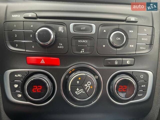 Бежевий Сітроен С4, об'ємом двигуна 1.6 л та пробігом 214 тис. км за 7990 $, фото 22 на Automoto.ua
