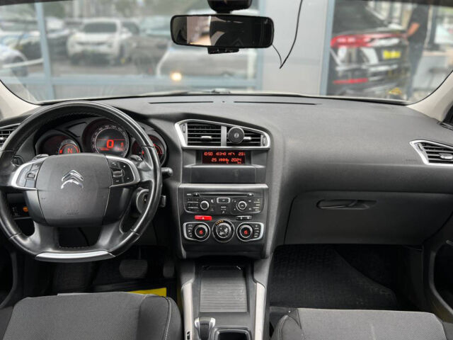 Бежевый Ситроен С4, объемом двигателя 1.6 л и пробегом 155 тыс. км за 7990 $, фото 11 на Automoto.ua