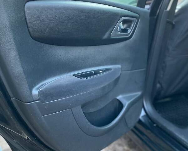 Черный Ситроен С4, объемом двигателя 2 л и пробегом 245 тыс. км за 4250 $, фото 15 на Automoto.ua