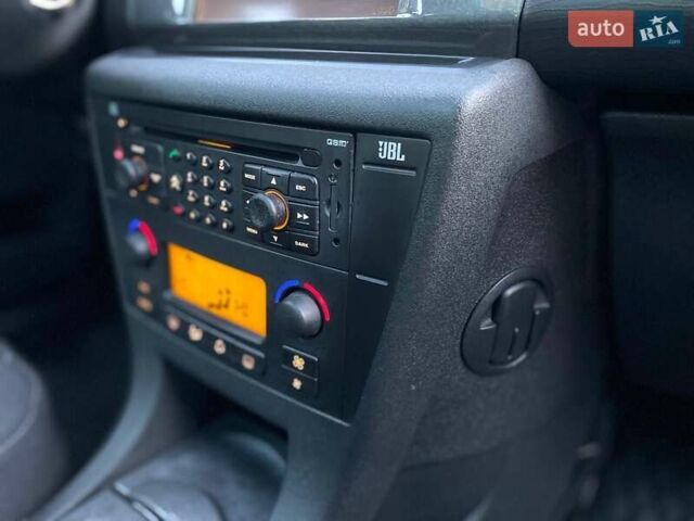 Черный Ситроен С4, объемом двигателя 2 л и пробегом 245 тыс. км за 4250 $, фото 21 на Automoto.ua