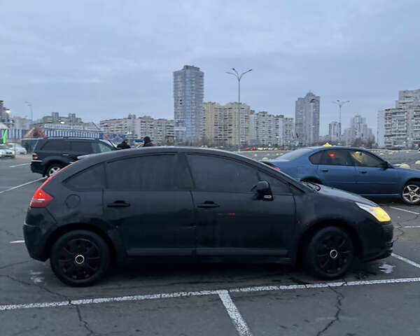 Чорний Сітроен С4, об'ємом двигуна 1.36 л та пробігом 250 тис. км за 2999 $, фото 7 на Automoto.ua