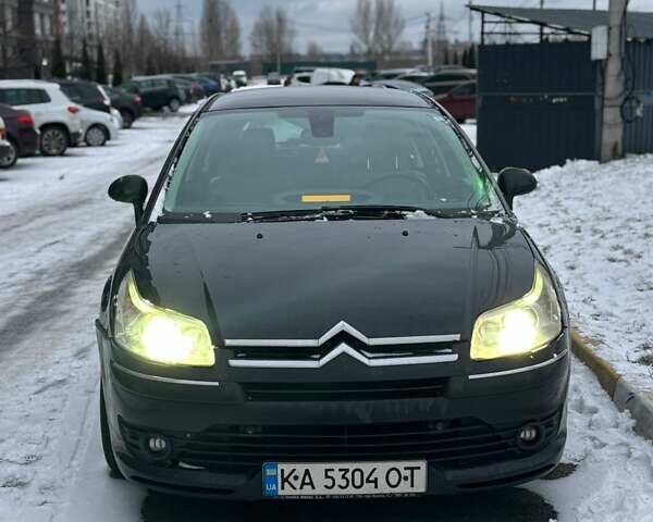 Черный Ситроен С4, объемом двигателя 2 л и пробегом 244 тыс. км за 4500 $, фото 1 на Automoto.ua