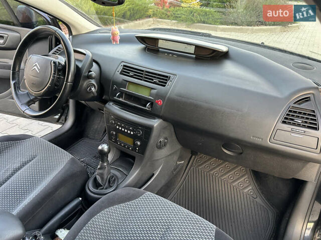 Чорний Сітроен С4, об'ємом двигуна 1.58 л та пробігом 138 тис. км за 4350 $, фото 5 на Automoto.ua