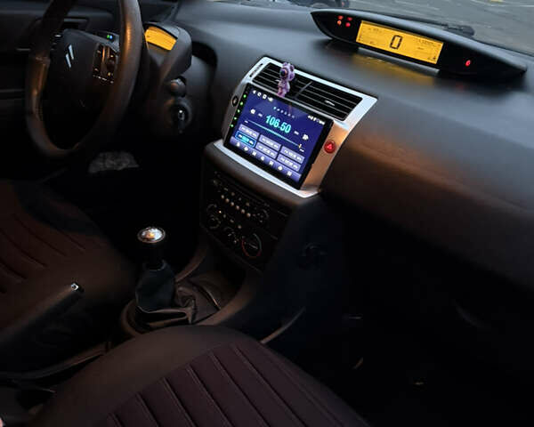 Чорний Сітроен С4, об'ємом двигуна 1.36 л та пробігом 250 тис. км за 2999 $, фото 14 на Automoto.ua