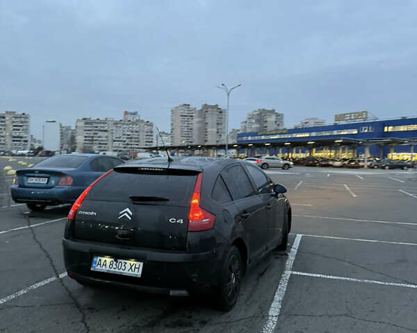 Чорний Сітроен С4, об'ємом двигуна 1.36 л та пробігом 250 тис. км за 2999 $, фото 8 на Automoto.ua
