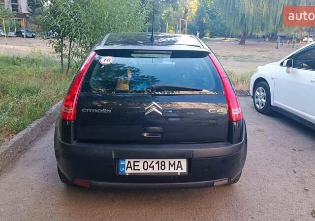 Чорний Сітроен С4, об'ємом двигуна 1.6 л та пробігом 210 тис. км за 4600 $, фото 3 на Automoto.ua