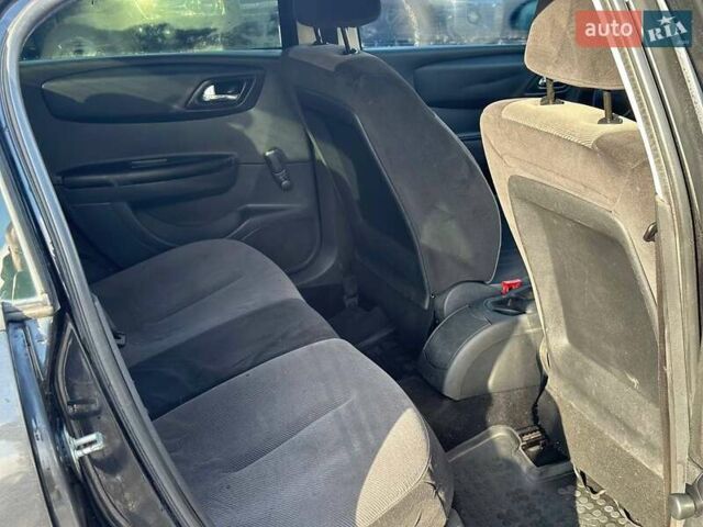 Ситроен С4 2006 в Харькове на Automoto.ua Черный Ситроен С4, объемом двигателя 1.59 л и пробегом 164 тыс. км за 3300 $, фото 6 на Automoto.ua