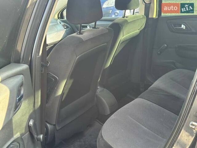 Ситроен С4 2006 в Харькове на Automoto.ua Черный Ситроен С4, объемом двигателя 1.59 л и пробегом 164 тыс. км за 3300 $, фото 5 на Automoto.ua