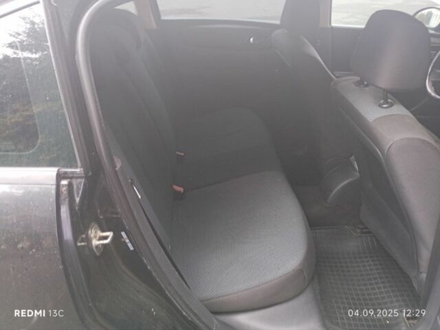 Чорний Сітроен С4, об'ємом двигуна 1.4 л та пробігом 176 тис. км за 3800 $, фото 3 на Automoto.ua