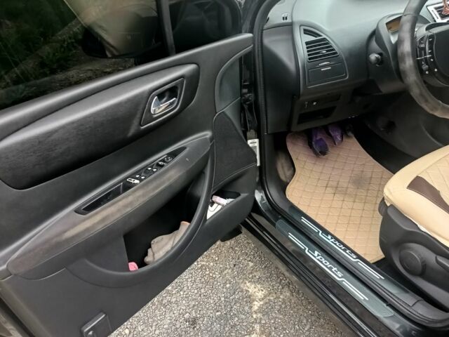 Ситроен С4 2007 в Дрогобыче на Automoto.ua Черный Ситроен С4, объемом двигателя 1.6 л и пробегом 380 тыс. км за 4500 $, фото 9 на Automoto.ua