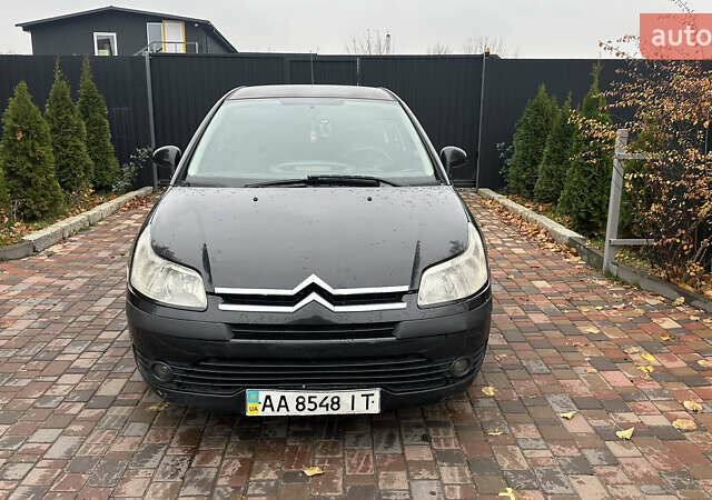 Черный Ситроен С4, объемом двигателя 1.6 л и пробегом 240 тыс. км за 3600 $, фото 2 на Automoto.ua