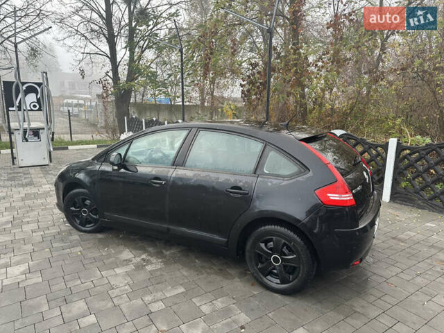 Черный Ситроен С4, объемом двигателя 1.56 л и пробегом 437 тыс. км за 4199 $, фото 4 на Automoto.ua