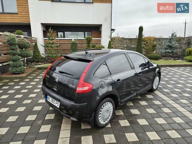 Черный Ситроен С4, объемом двигателя 1.6 л и пробегом 318 тыс. км за 3950 $, фото 9 на Automoto.ua