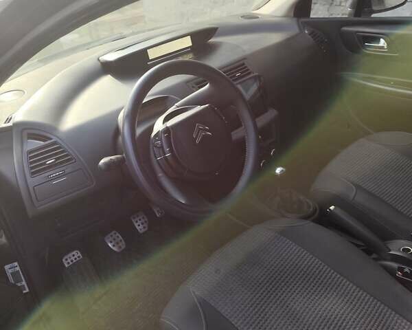 Чорний Сітроен С4, об'ємом двигуна 1.6 л та пробігом 165 тис. км за 4500 $, фото 2 на Automoto.ua