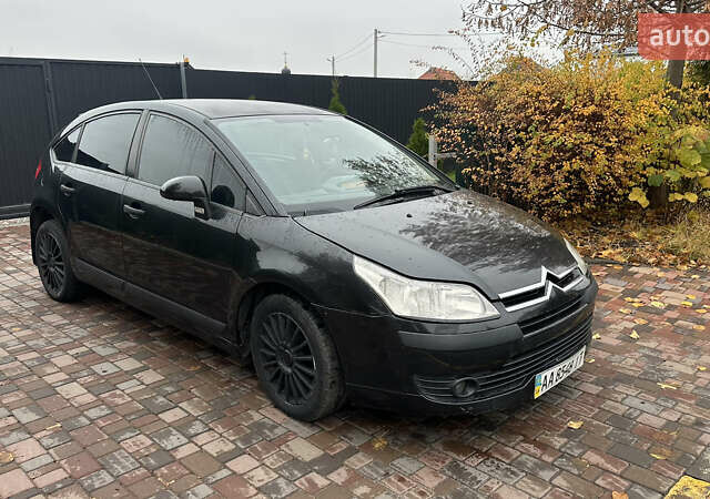Черный Ситроен С4, объемом двигателя 1.6 л и пробегом 240 тыс. км за 3600 $, фото 6 на Automoto.ua