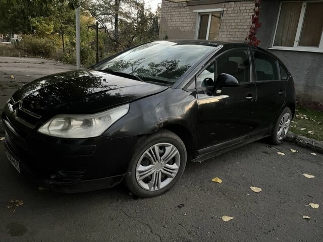 Черный Ситроен С4, объемом двигателя 1.6 л и пробегом 204 тыс. км за 2800 $, фото 6 на Automoto.ua