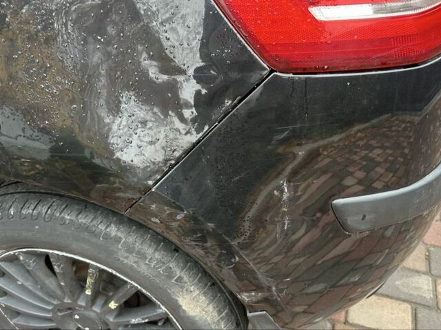 Черный Ситроен С4, объемом двигателя 1.6 л и пробегом 250 тыс. км за 3600 $, фото 11 на Automoto.ua