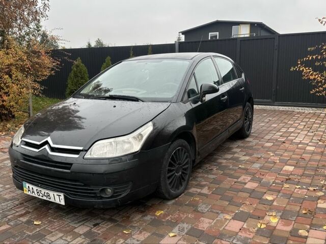 Черный Ситроен С4, объемом двигателя 1.6 л и пробегом 250 тыс. км за 3600 $, фото 1 на Automoto.ua