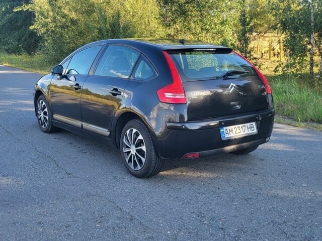 Черный Ситроен С4, объемом двигателя 1.6 л и пробегом 257 тыс. км за 4600 $, фото 5 на Automoto.ua