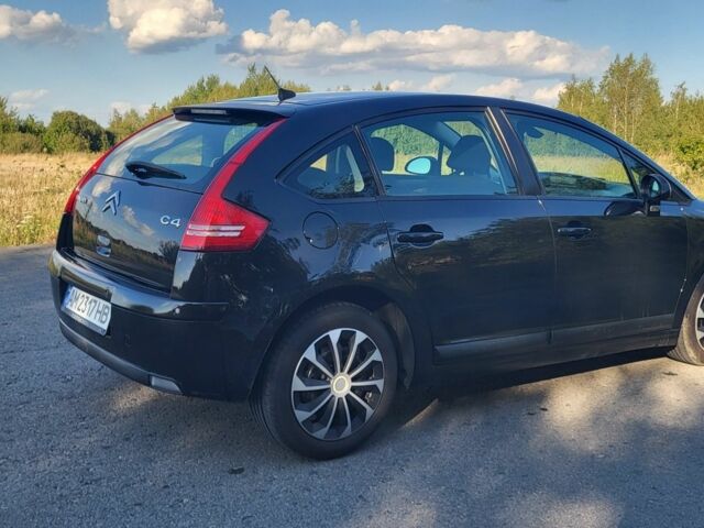 Черный Ситроен С4, объемом двигателя 1.6 л и пробегом 257 тыс. км за 4600 $, фото 8 на Automoto.ua