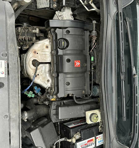 Черный Ситроен С4, объемом двигателя 1.6 л и пробегом 240 тыс. км за 3500 $, фото 22 на Automoto.ua