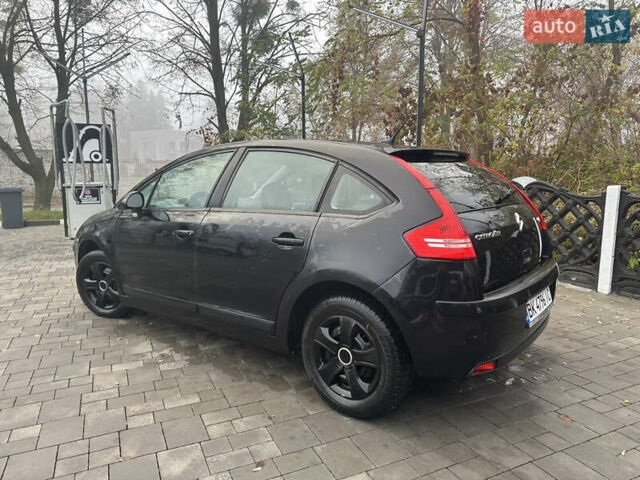 Черный Ситроен С4, объемом двигателя 1.56 л и пробегом 437 тыс. км за 4199 $, фото 5 на Automoto.ua
