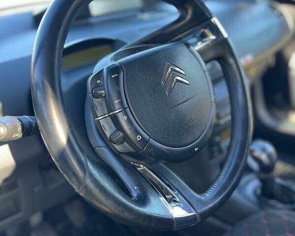 Сітроен С4 2007 у Фастове на Automoto.ua Чорний Сітроен С4, об'ємом двигуна 1.59 л та пробігом 260 тис. км за 3300 $, фото 8 на Automoto.ua