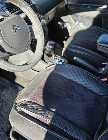 Черный Ситроен С4, объемом двигателя 1.62 л и пробегом 177 тыс. км за 6500 $, фото 6 на Automoto.ua