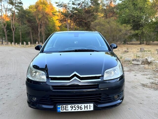 Чорний Сітроен С4, об'ємом двигуна 1.6 л та пробігом 175 тис. км за 4000 $, фото 1 на Automoto.ua