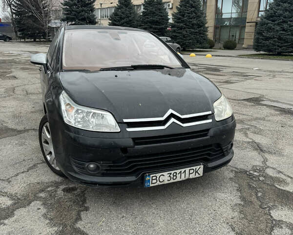 Черный Ситроен С4, объемом двигателя 1.6 л и пробегом 233 тыс. км за 3500 $, фото 3 на Automoto.ua