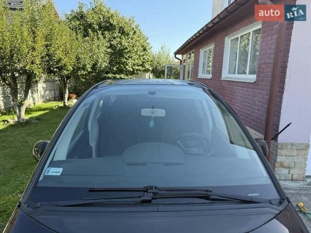 Черный Ситроен С4, объемом двигателя 1.6 л и пробегом 333 тыс. км за 4000 $, фото 4 на Automoto.ua
