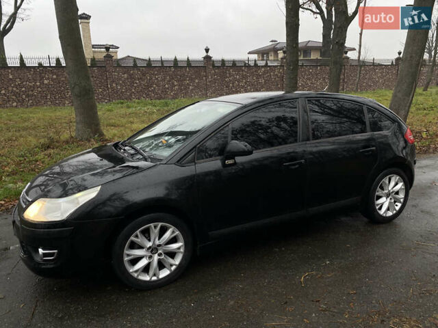 Черный Ситроен С4, объемом двигателя 1.6 л и пробегом 224 тыс. км за 3900 $, фото 4 на Automoto.ua