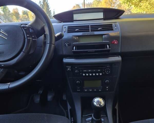Ситроен С4 2008 в Калуше на Automoto.ua Черный Ситроен С4, объемом двигателя 1.6 л и пробегом 179 тыс. км за 4050 $, фото 4 на Automoto.ua