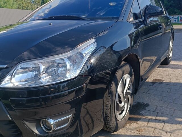 Черный Ситроен С4, объемом двигателя 1.6 л и пробегом 176 тыс. км за 3800 $, фото 5 на Automoto.ua