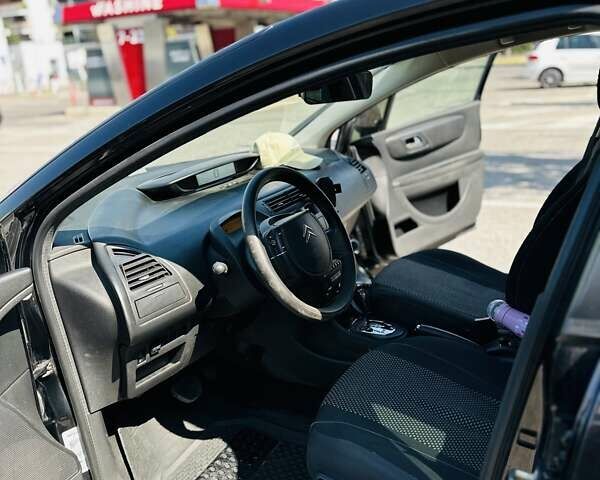 Черный Ситроен С4, объемом двигателя 1.6 л и пробегом 113 тыс. км за 4000 $, фото 6 на Automoto.ua