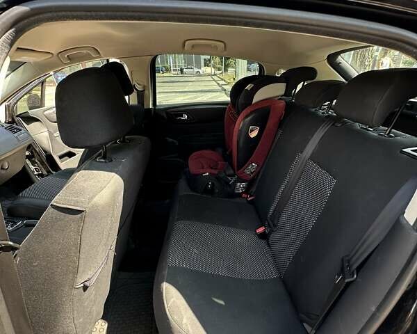 Черный Ситроен С4, объемом двигателя 1.6 л и пробегом 113 тыс. км за 4000 $, фото 9 на Automoto.ua