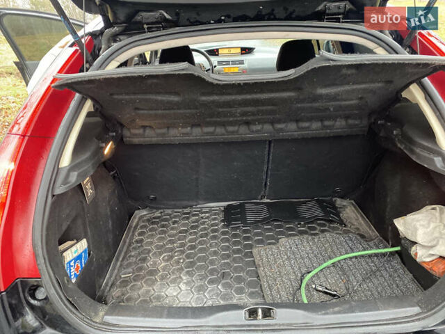 Черный Ситроен С4, объемом двигателя 1.6 л и пробегом 224 тыс. км за 3900 $, фото 11 на Automoto.ua