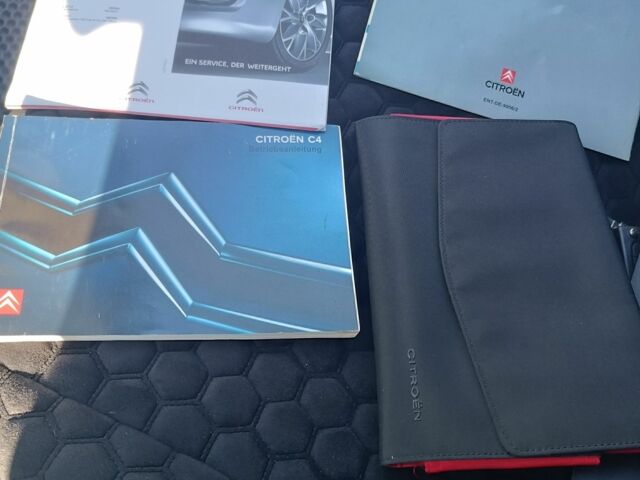 Черный Ситроен С4, объемом двигателя 1.6 л и пробегом 176 тыс. км за 3800 $, фото 11 на Automoto.ua