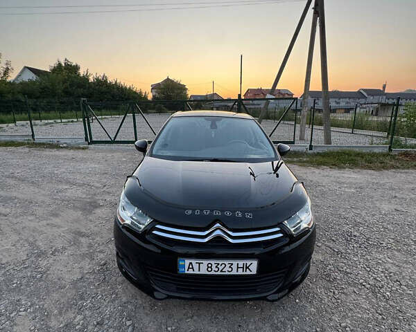 Черный Ситроен С4, объемом двигателя 1.6 л и пробегом 236 тыс. км за 5800 $, фото 2 на Automoto.ua