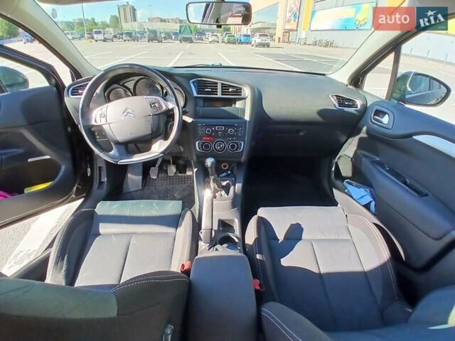 Черный Ситроен С4, объемом двигателя 1.59 л и пробегом 175 тыс. км за 7000 $, фото 7 на Automoto.ua