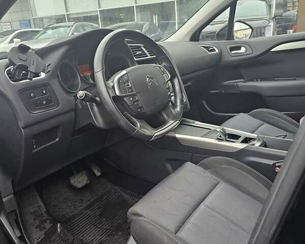 Черный Ситроен С4, объемом двигателя 1.56 л и пробегом 162 тыс. км за 7300 $, фото 7 на Automoto.ua