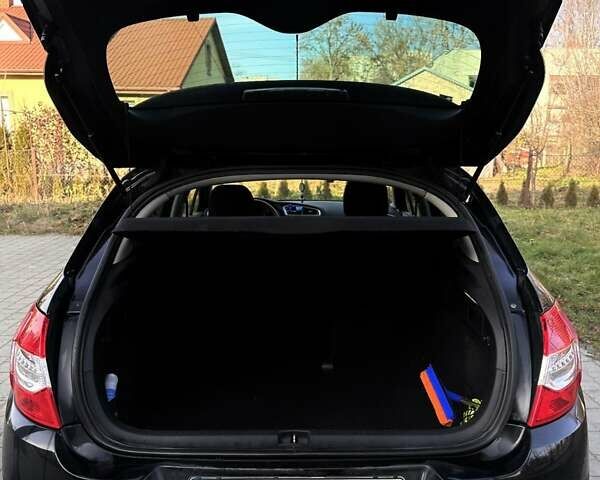 Черный Ситроен С4, объемом двигателя 1.56 л и пробегом 226 тыс. км за 6500 $, фото 12 на Automoto.ua