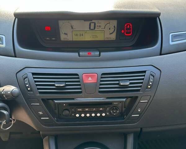 Черный Ситроен С4, объемом двигателя 1.56 л и пробегом 296 тыс. км за 6900 $, фото 9 на Automoto.ua