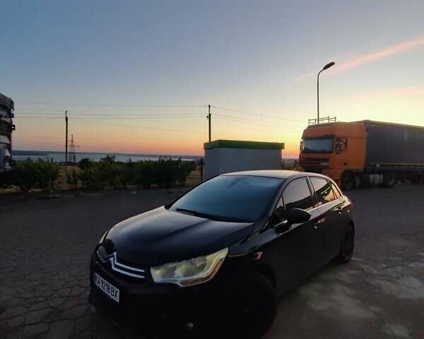 Черный Ситроен С4, объемом двигателя 1.6 л и пробегом 35 тыс. км за 6999 $, фото 2 на Automoto.ua