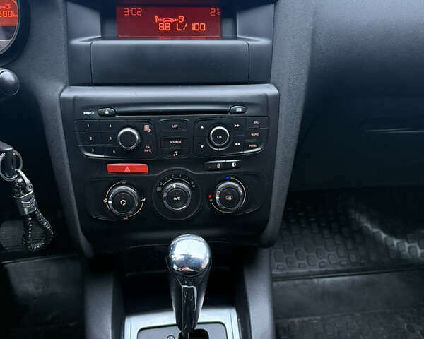 Чорний Сітроен С4, об'ємом двигуна 1.6 л та пробігом 133 тис. км за 5800 $, фото 16 на Automoto.ua