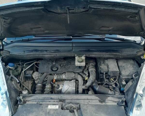 Черный Ситроен С4, объемом двигателя 1.56 л и пробегом 292 тыс. км за 4990 $, фото 2 на Automoto.ua