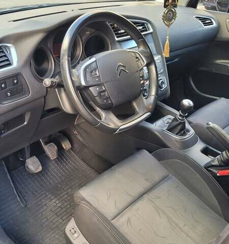 Черный Ситроен С4, объемом двигателя 1.6 л и пробегом 222 тыс. км за 6800 $, фото 14 на Automoto.ua