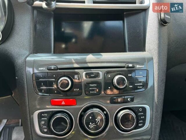 Чорний Сітроен С4, об'ємом двигуна 1.56 л та пробігом 271 тис. км за 6500 $, фото 10 на Automoto.ua