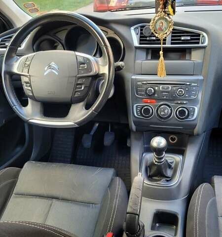 Черный Ситроен С4, объемом двигателя 1.6 л и пробегом 222 тыс. км за 6800 $, фото 13 на Automoto.ua