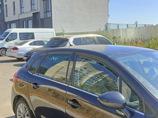 Чорний Сітроен С4, об'ємом двигуна 1.56 л та пробігом 141 тис. км за 6300 $, фото 2 на Automoto.ua
